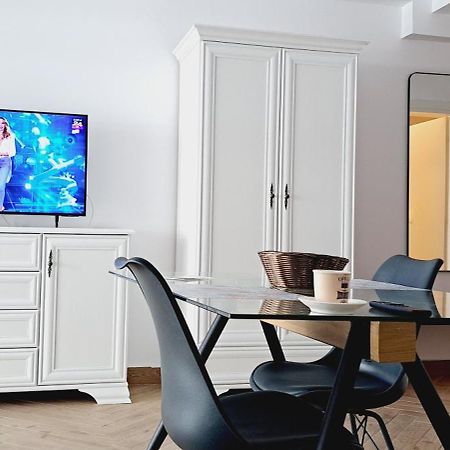 Mamaia Nord Studio La 10 M De Plaja Langa Cluburi Luaran gambar