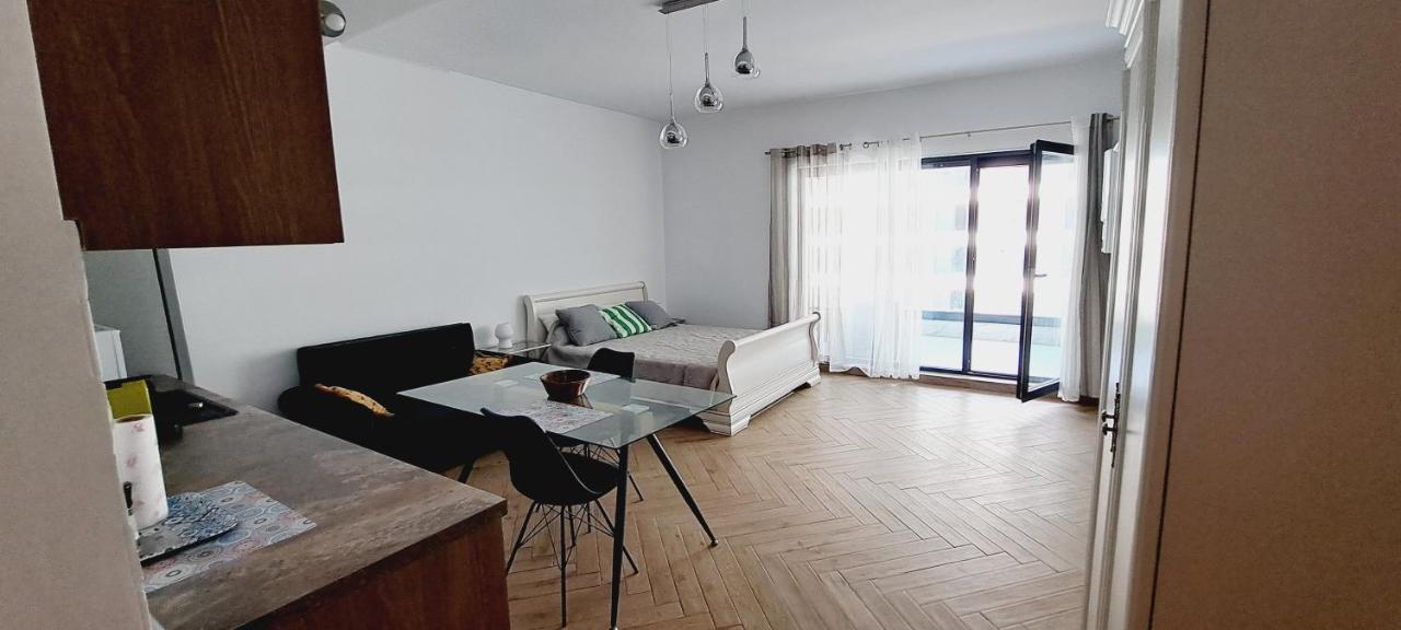 Mamaia Nord Studio La 10 M De Plaja Langa Cluburi Luaran gambar