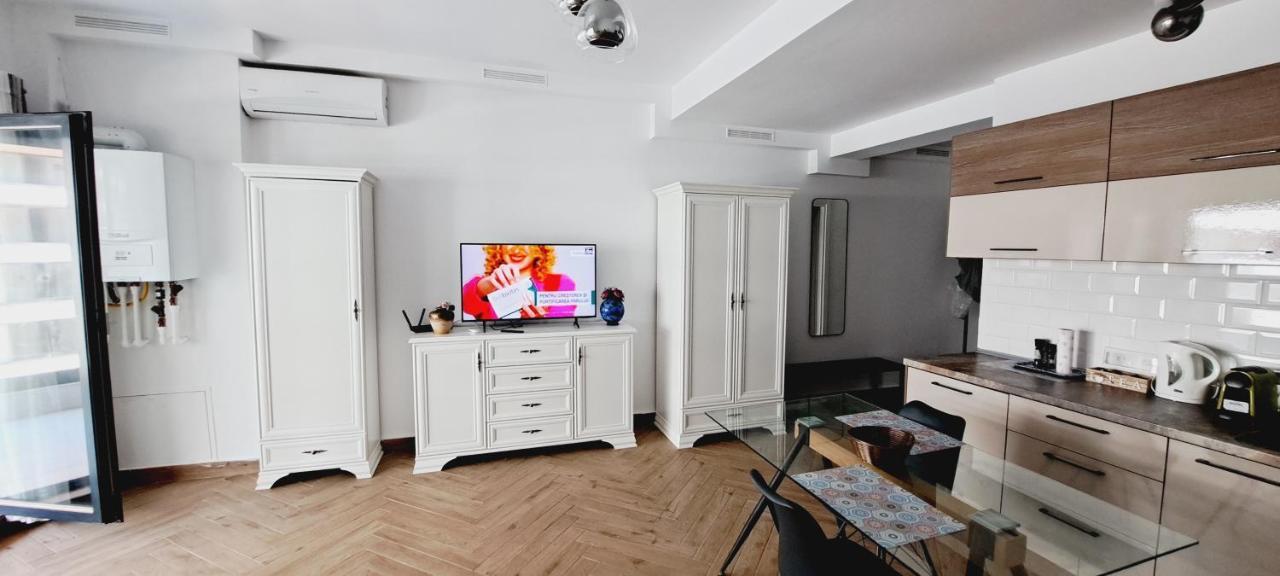 Mamaia Nord Studio La 10 M De Plaja Langa Cluburi Luaran gambar